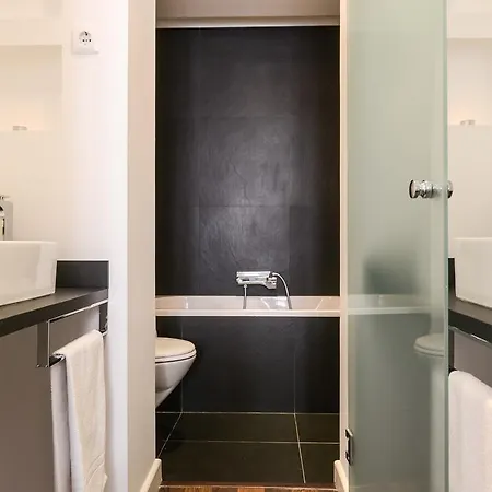 Centre With Private Pool Апартаменти Лісабон