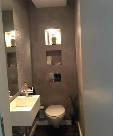 Centre With Private Pool